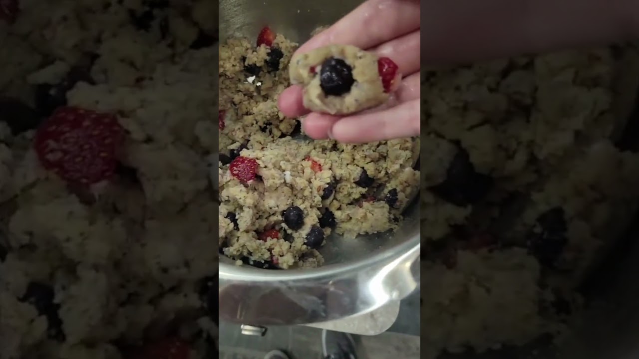 Making Vegan Dog Cookies 
