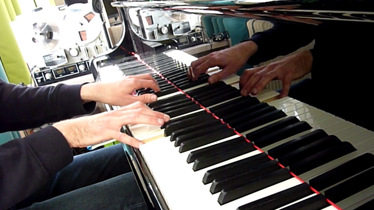 Joe Hisaishi - Porco Rosso - Marco and Gina's theme