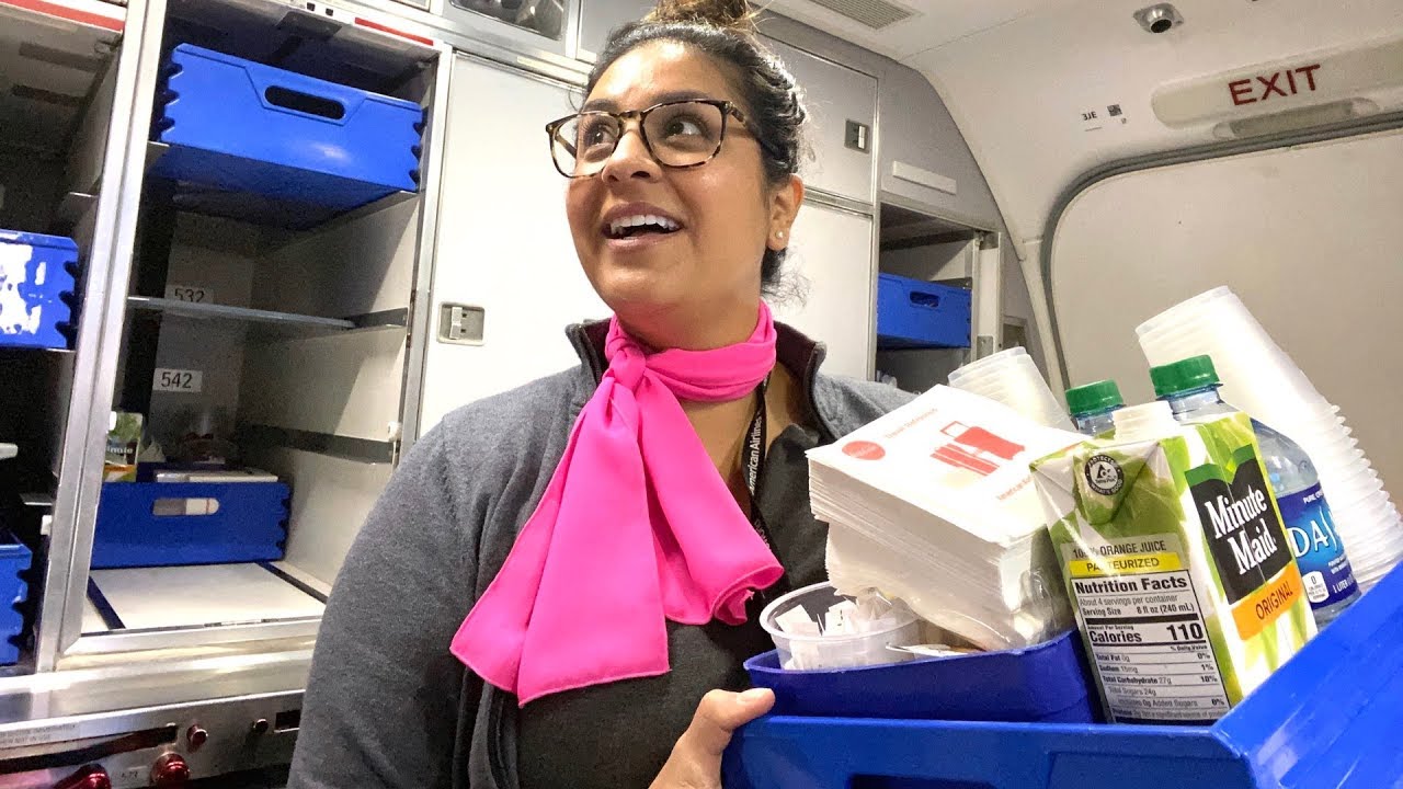 NOT AGAIN! 3-DAY TRIP - Flight Attendant Life - VLOG 25, 2019