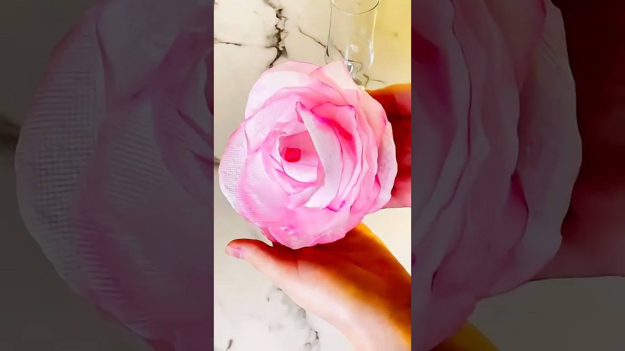 COMO FAZER FLOR DE PAPEL F&Aacute;CIL 🌺 #flowers #crafts #diy