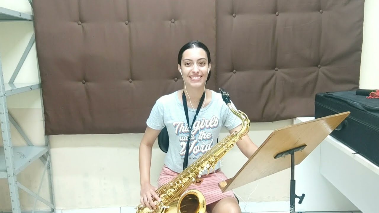 Tocata Hino 35 versão Sax Tenor - Eis que multidão mui grande. Vivian Novaes.