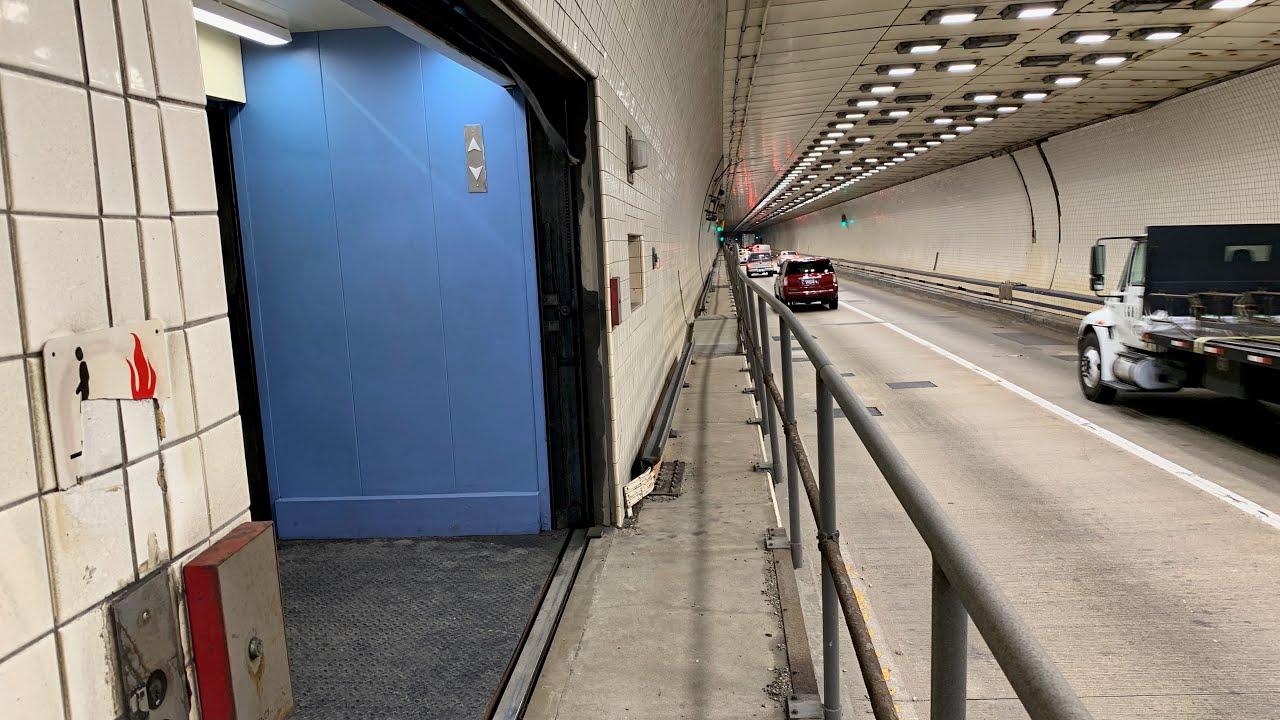 Monitor–Merrimac Memorial Bridge–Tunnel : The MMMBT elevator tour! with MACHINE ROOM