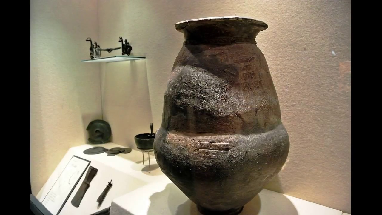 ***** Volterra MUSEO ETRUSCO GUARNACCI integrale - urna degli sposi - ombra della sera