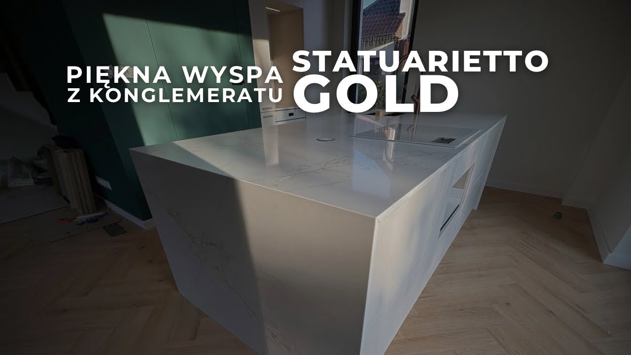 Wyspa kuchenna wykończona konglomeratem Statuarietto Gold 