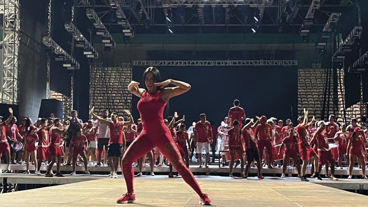 Isabelle Nogueira - Isa-A-Bela (Ensaio Arena Planeta Boi Garantido 1º/06/23)