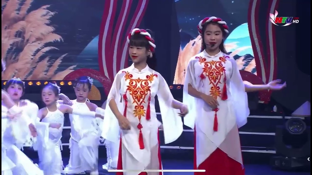 Múa: Cò lả - Chương trình chào xuân 2025 - NTV | Hoàng Thảo Academy