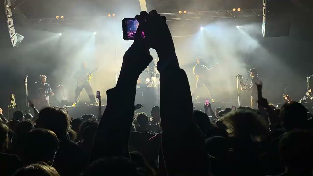 Silverstein Live Full Set HD @ Midway Music Hall Edmonton 11/26/25