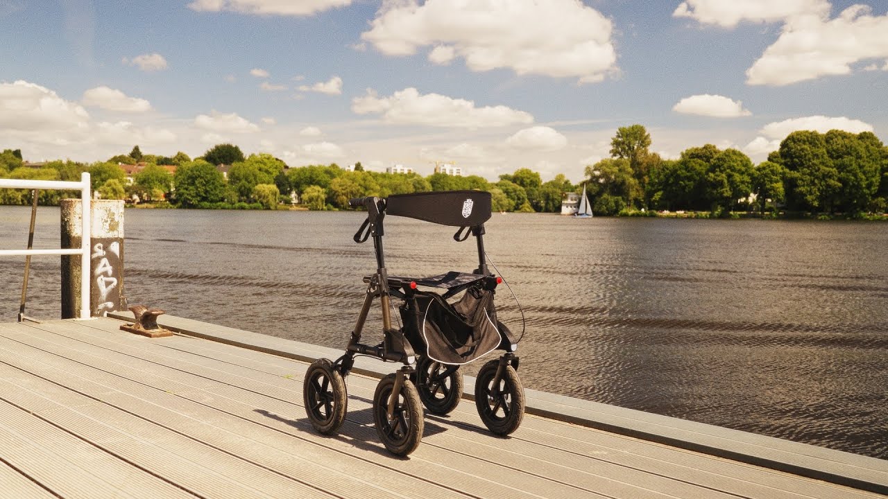 ROLLATORKÖNIG | robuster Outdoor Rollator mit Luftbereifung. Sitz und Lehne – faltbar und leicht
