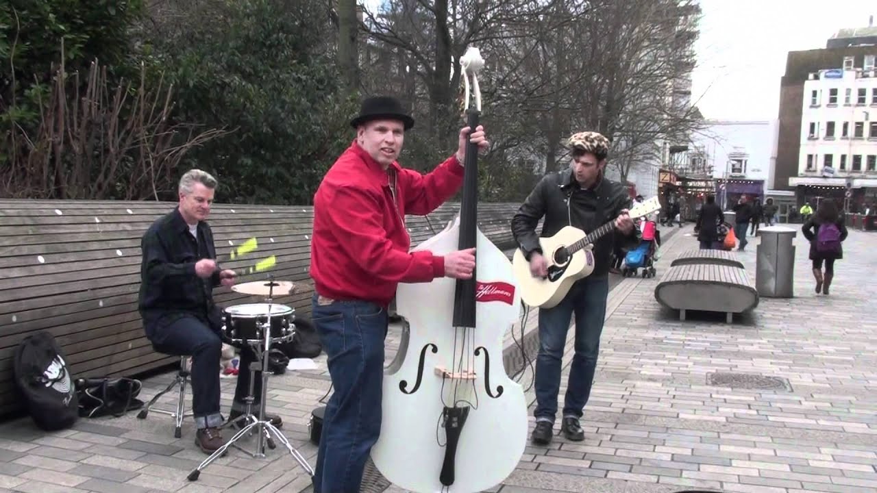 The Hillmans. New Road. Brighton. Busking 6 Feb 12 Vid4 Big Car.MTS
