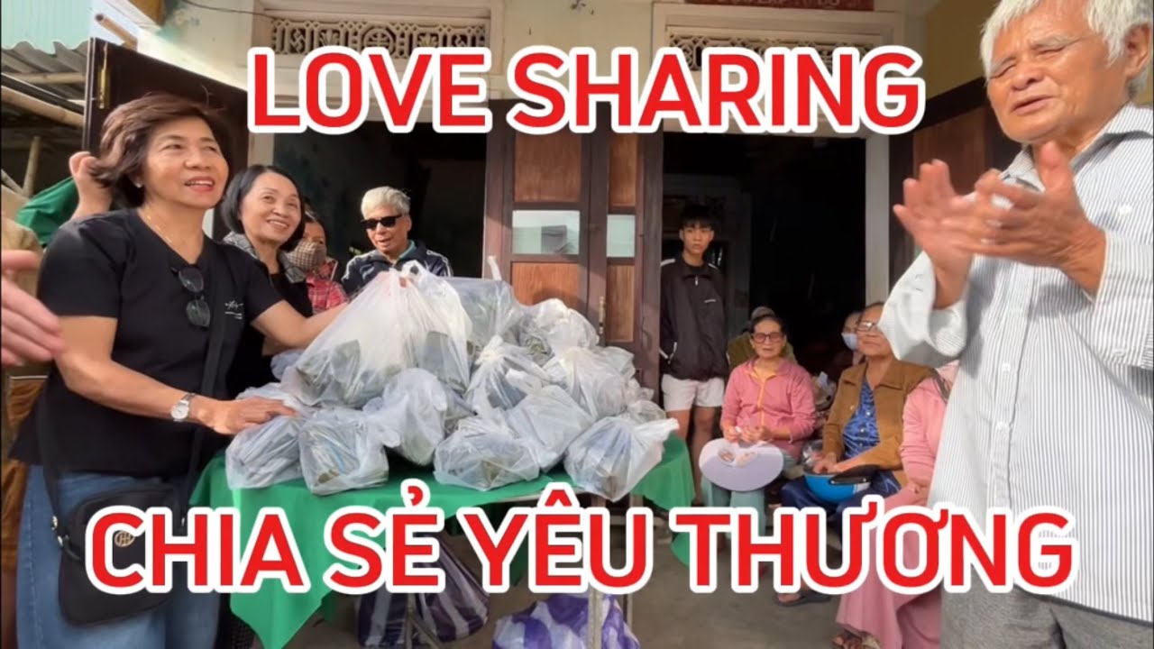 Chia sẻ yêu thương đến bà con khiếm thị Điện Bàn