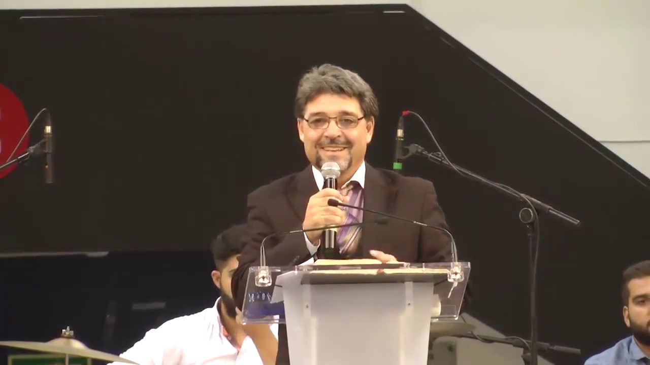Antonio de Almoradi en convención de impacto de Gloria Bilbao 2017