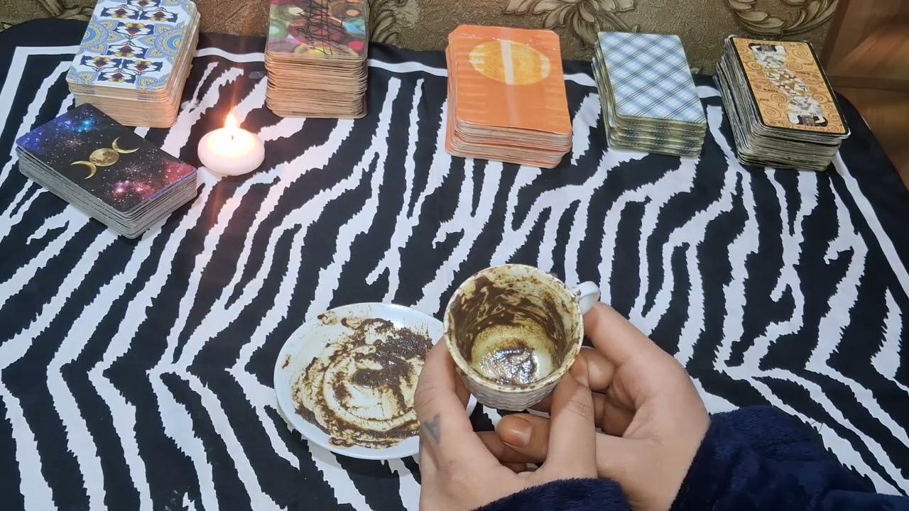 برج الثور لهذا اليوم ااقوى كشف فنجان شخص بفنجانك يراقبك اسمه... علاقه ثلاثيه يرجع يبوس رجلك حسد وعين