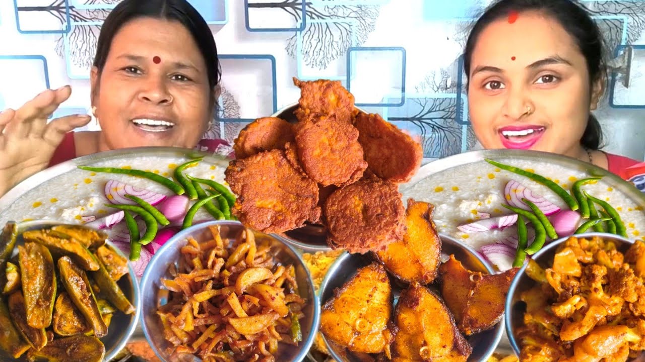 New eating water rice🔥pantavat fish fry gobi fry aalu fry baigan fry daal pakoda Bengali eating show