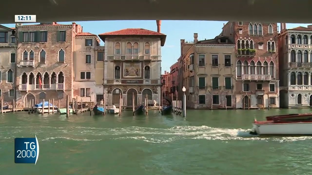 Venezia, morta a 17 anni sul catamarano al primo giorno di lavoro