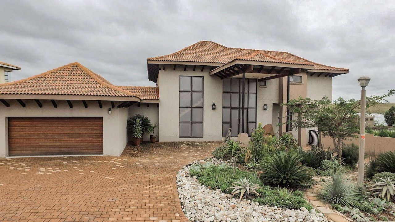 4 Bedroom House for sale in Mpumalanga | Witbank | Bankenveld |
