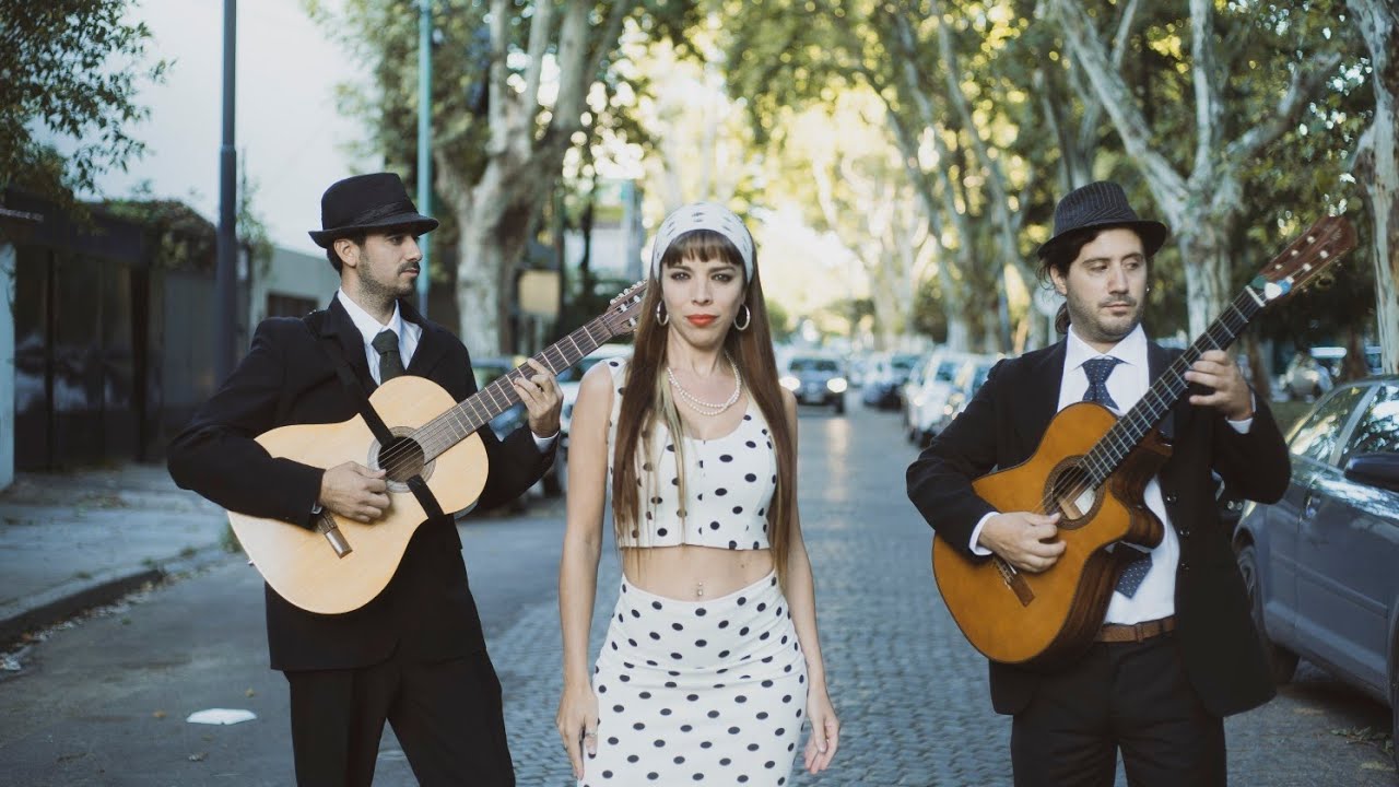 Derecho Viejo - La Gitana Trio