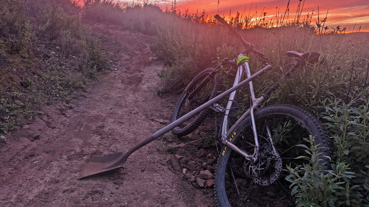 Descent into Madness - MTB Trail Building Saga (part 2)
