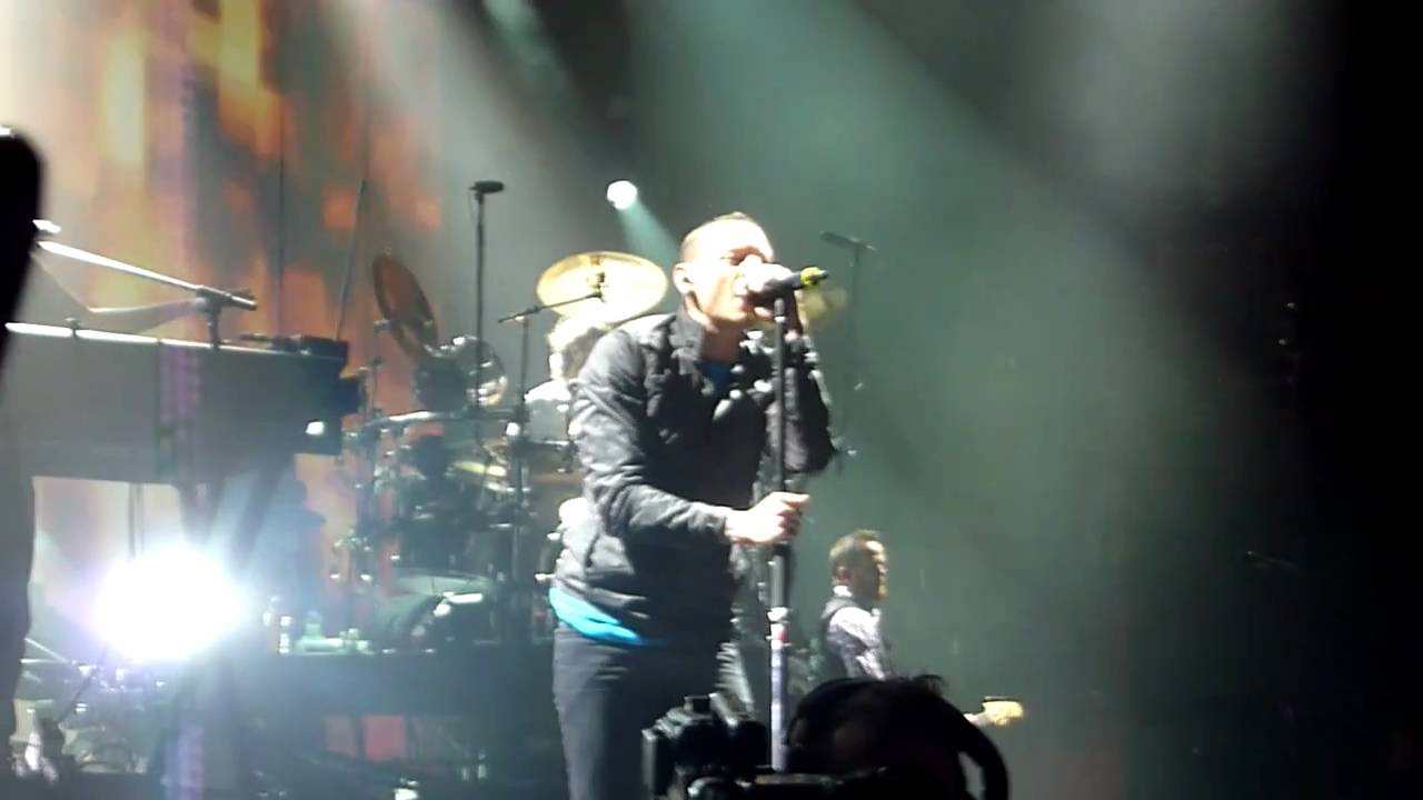 Linkin Park - New Divide - Paris Bercy 25 10 2010 HD