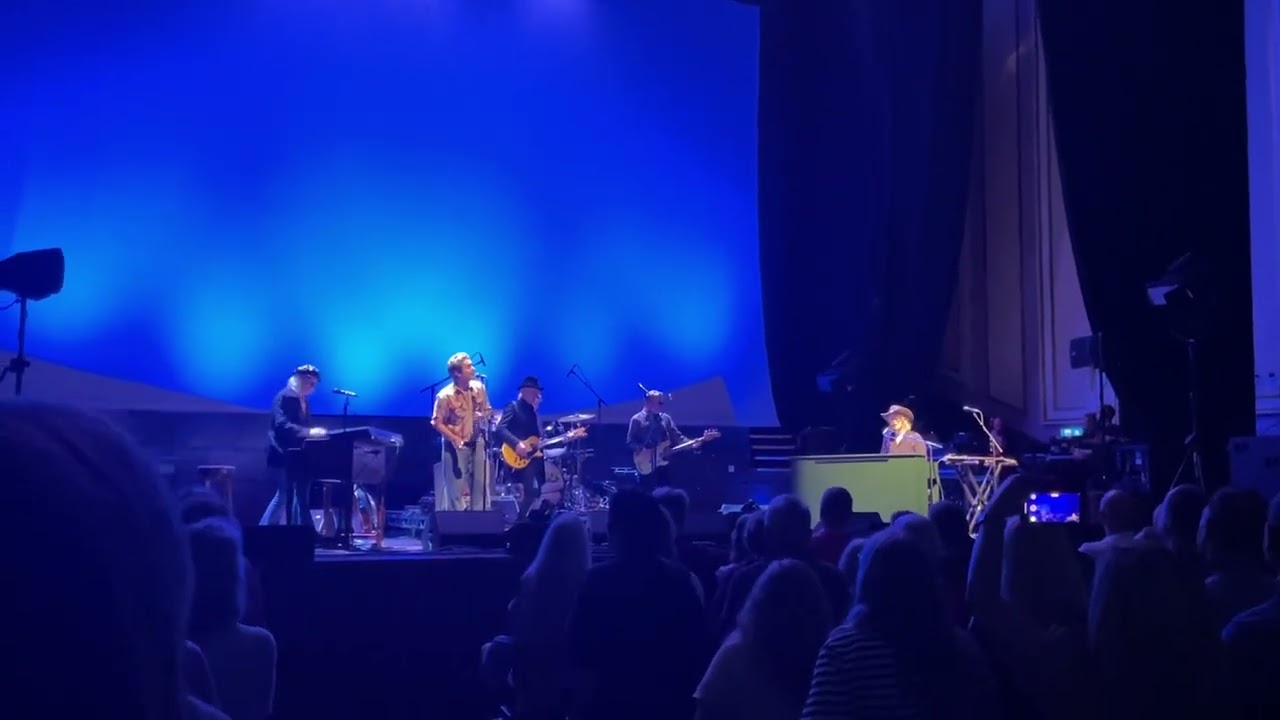 The Waterboys - The Whole Of The Moon Edinburgh June 2025