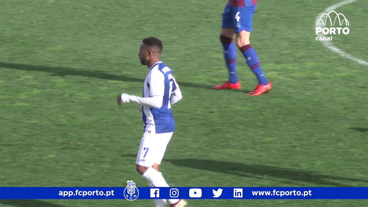 Futebol: Cova da Piedade-FC Porto B, 2-2 (Ledman LigaPro, 27.&ordf; j., 04/03/18)