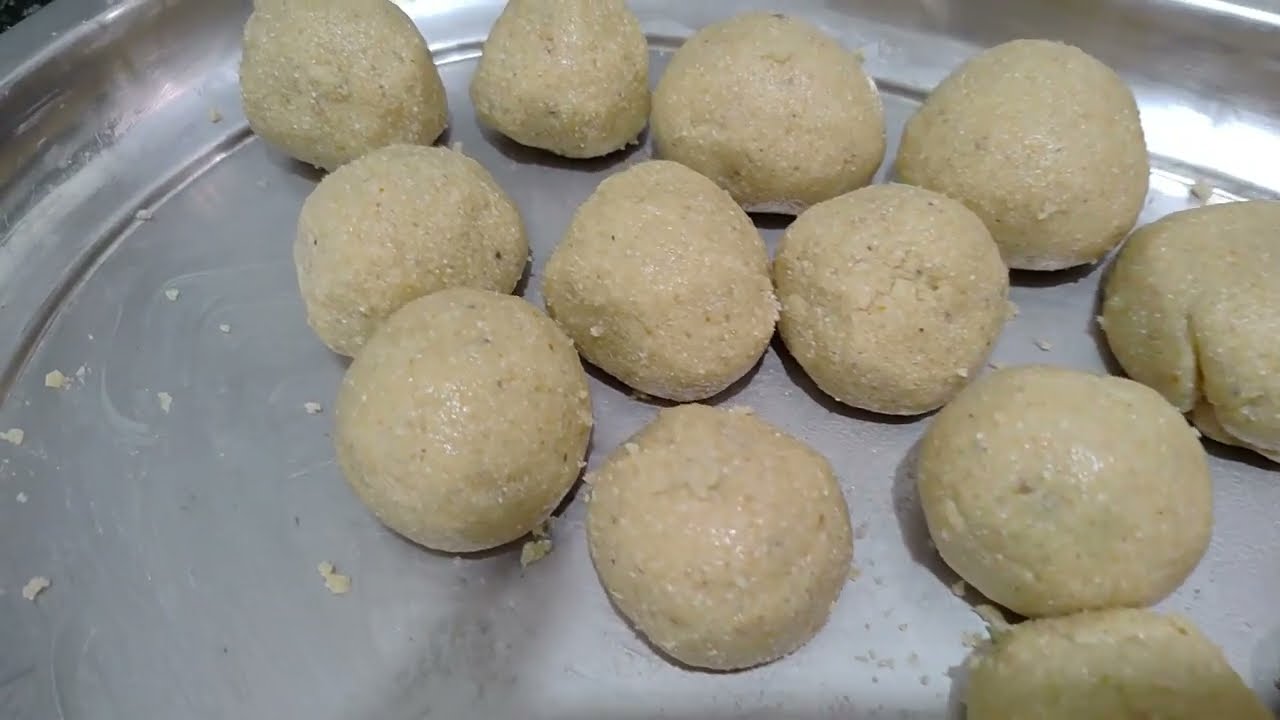 Urad dal Ladoo recipe in kannada, tasty Minapa Sunnundalu