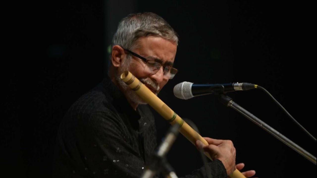 Pt. Sudip Chattopadhyay performing a bhajan based on Raag Patdeep