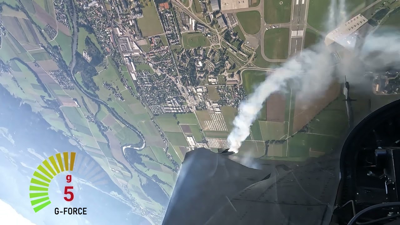 AIRPOWER22 HUNAF Gripen solo display_no music