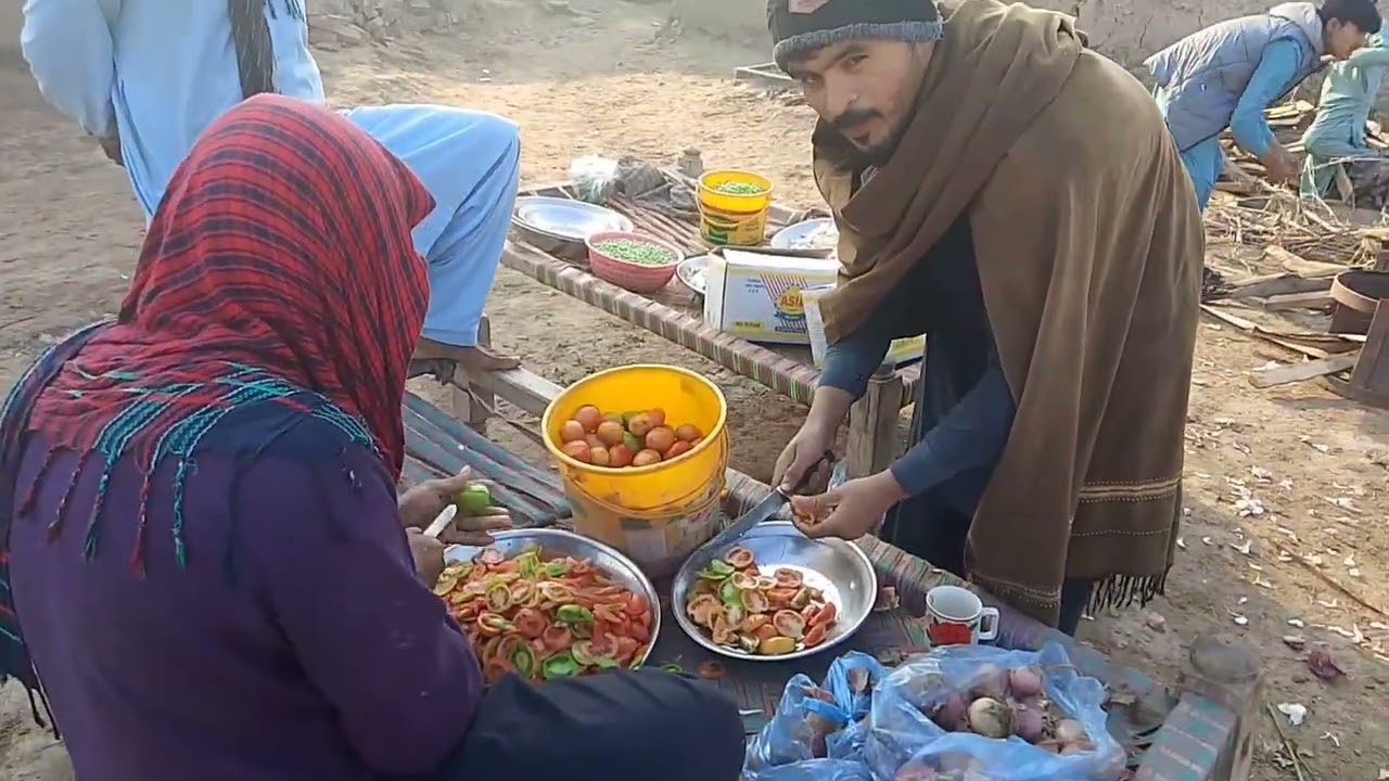 ''ajj  Khairat k chawal bahut hi mazaydar Hain Mon mein Pani agaya Khushboo say 