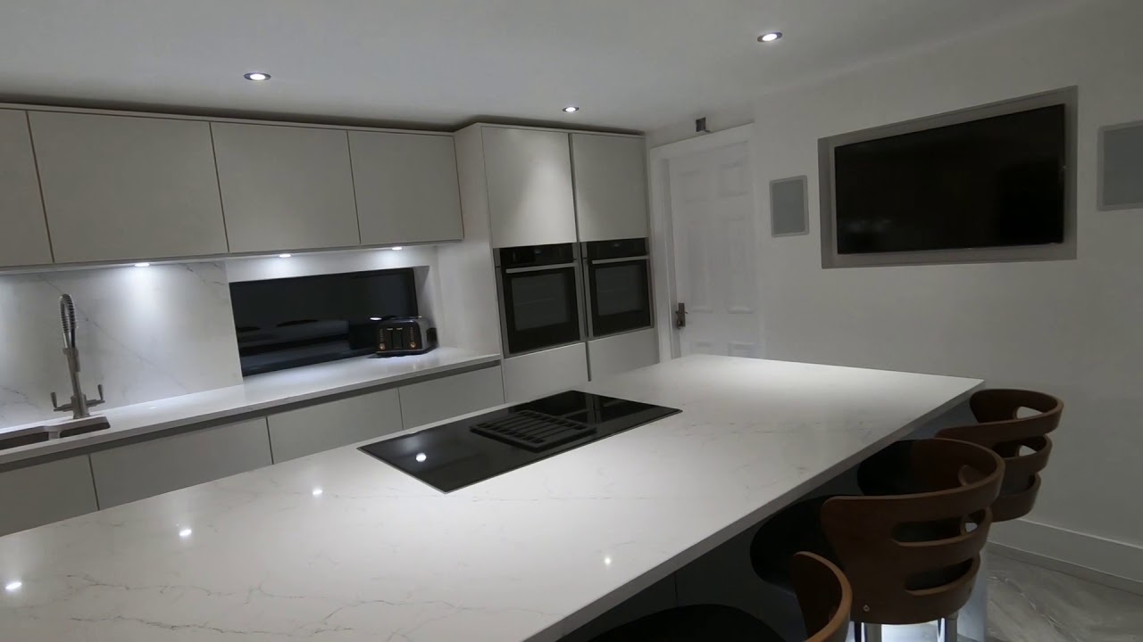 Second Nature Porter Porcelain Graphite Slab