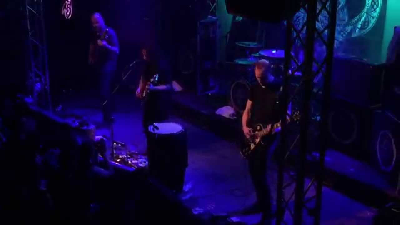 Agalloch perform 