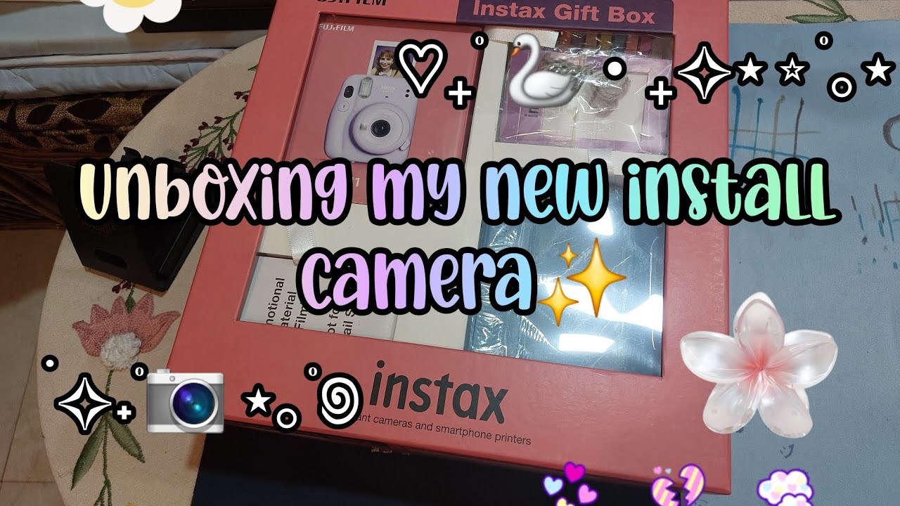 UNBOXING MY NEW INSTAX CAMERA (sorry for the spelling mistake in the thumbnail)| tblw humzii |😝🛍