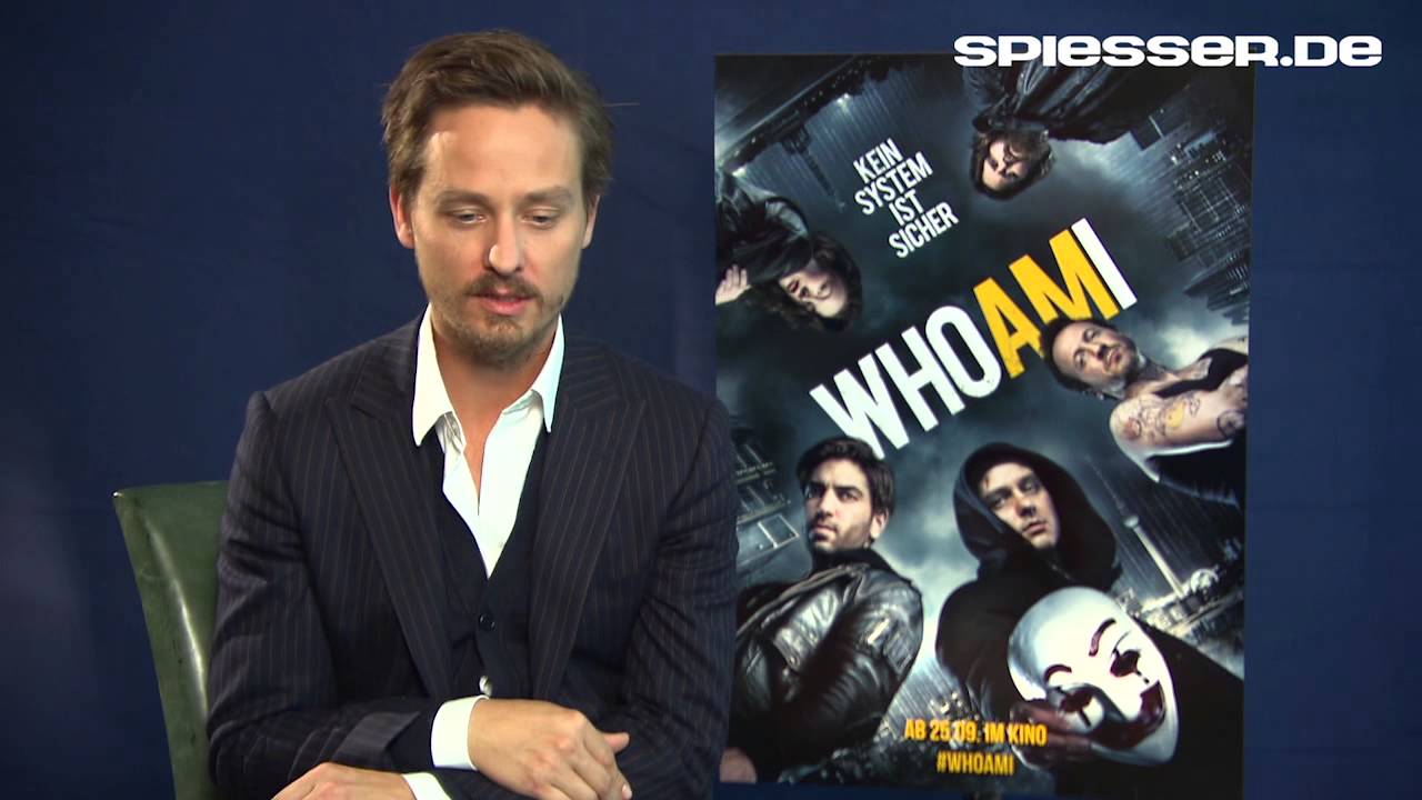 Würde Tom Schilling gerne eine andere Person hacken?