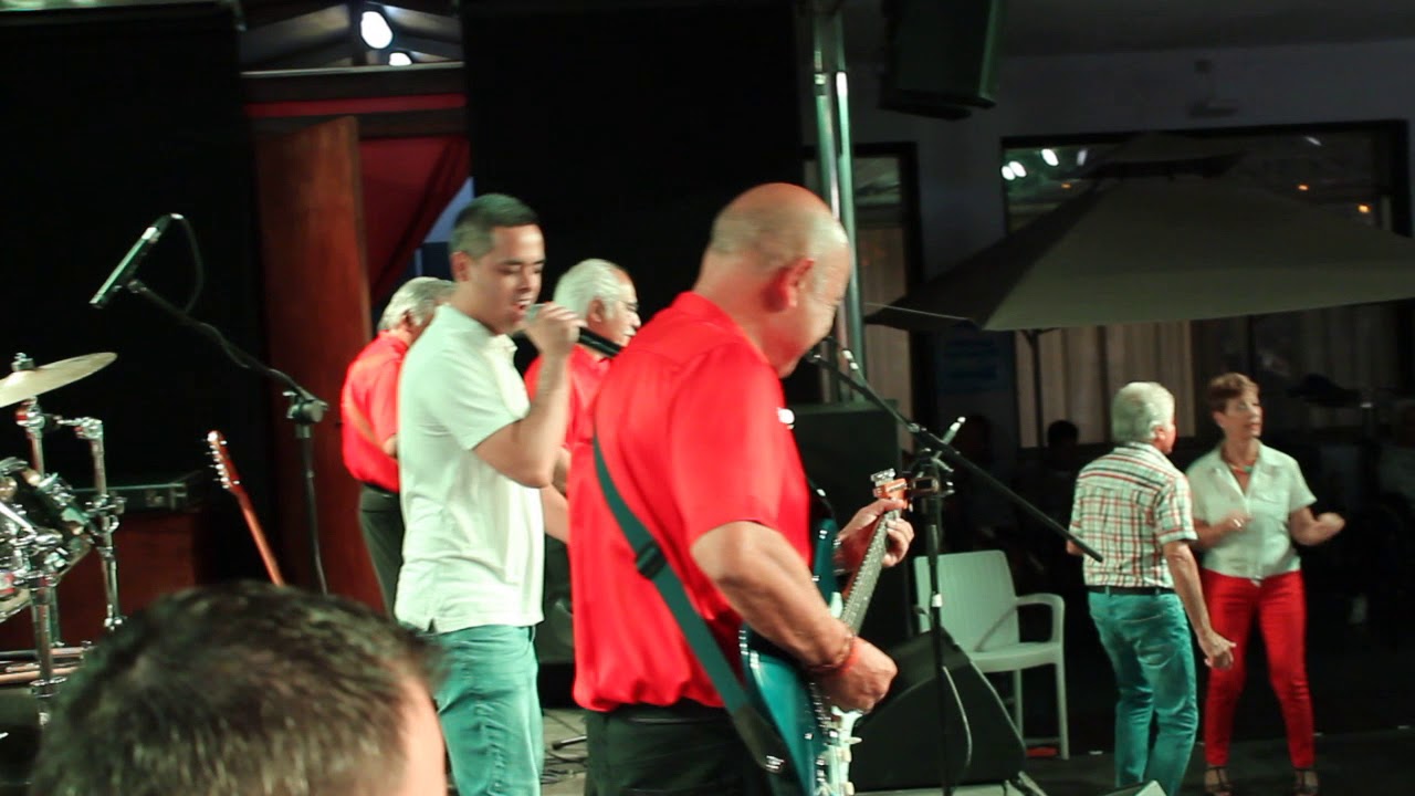 Brapa met Gast Zanger Cliff Breton - Great Ball On Fire