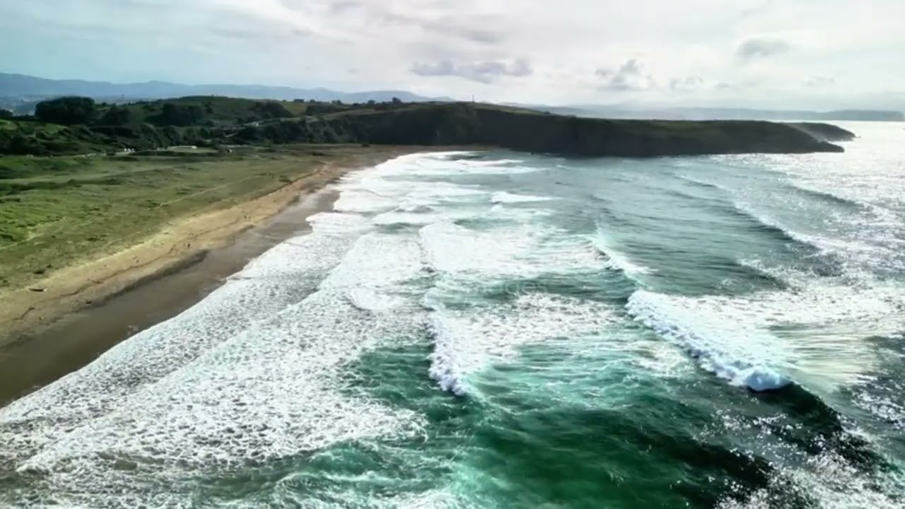 Ocean Waves with Relaxing Peaceful Music