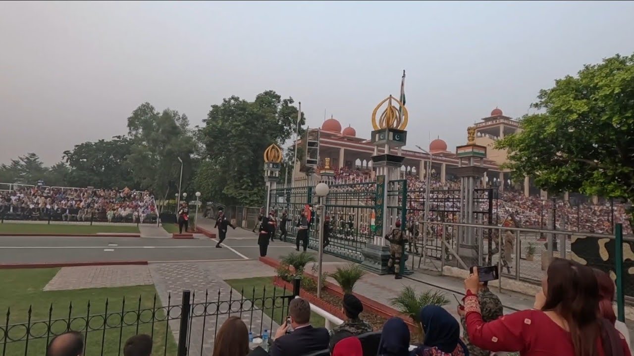 Pakistan Vlog Part 8 2023 (Wagah Border Lahore)