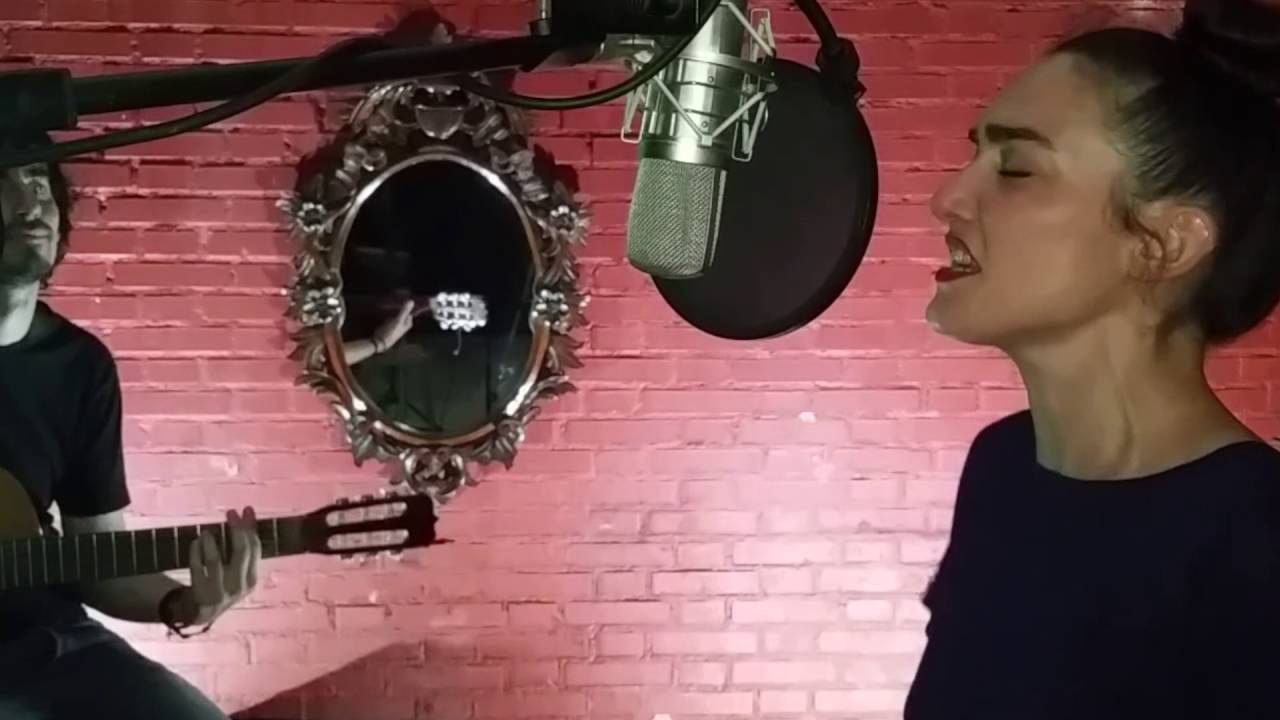 Ain&acute;t no sunshine - Paloma M&aacute;rquez