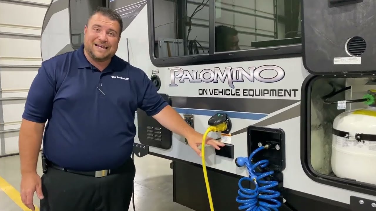 2023 Palomino HS-780H Truck Camper