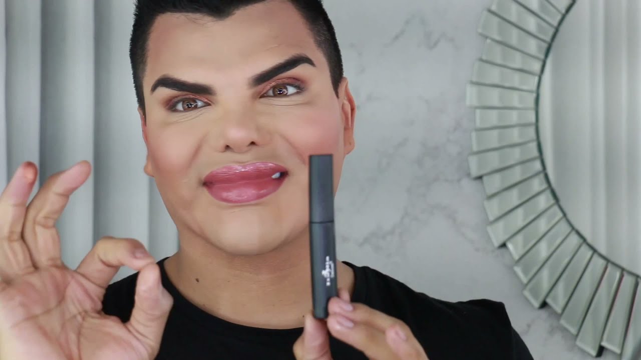 MAQUILLAJE PARA LA TARDE - RENÉ VALDIVIESO