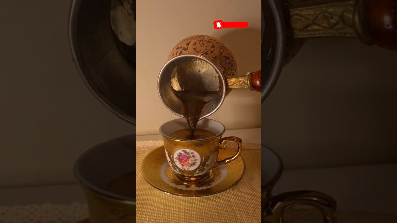 ☕️✨️ BOL K&Ouml;P&Uuml;KL&Uuml; T&Uuml;RK KAHVESİ NASIL YAPILIR? ✅️ TURKISH COFFEE #recipe #cooking  #coffee #shorts