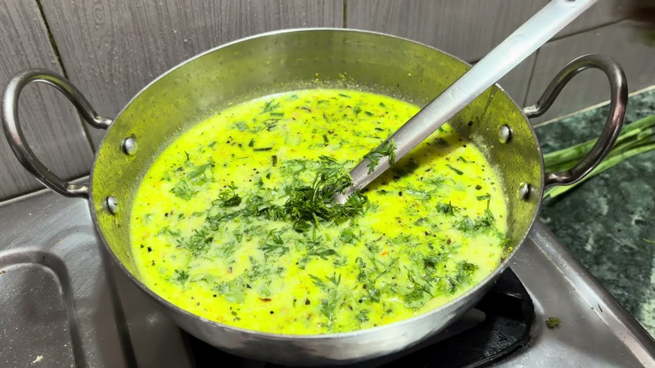 ताकाची कढी | Traditional Takachi Kadhi | Quick Buttermilk Gravy | Maharashtrian Recipe | #recipe