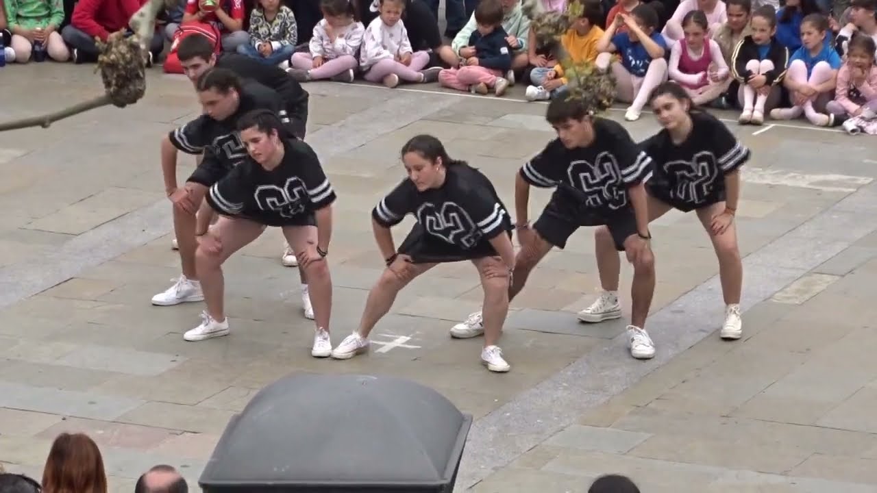 ONDARROA BIZKAIA 2023 =XV. DANTZA KALEAN IKUSKISUNA=