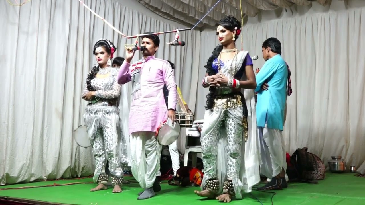 केसातगाजरा गजऱ्यावर नजरा त्या नजऱ्यावर  माझी नजर I शाहीर निशान   Khada Tamasa  Kalewada