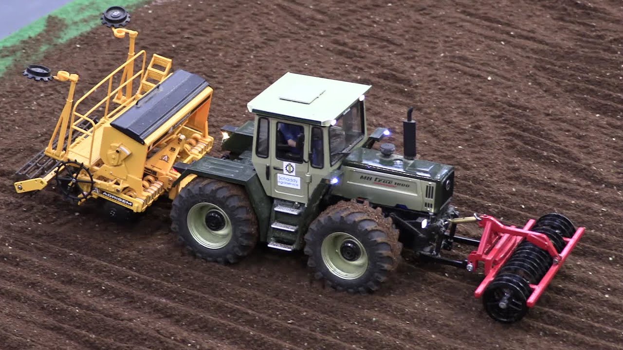 Siku Control RC tractor action Hof Mohr 1:32 scale - Modellbau Schleswig-Holstein 2016
