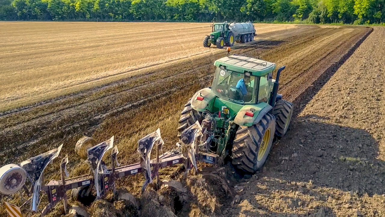 JOHN DEERE 8410 + QUADRIVOMERE MORO | ARATURA 2017