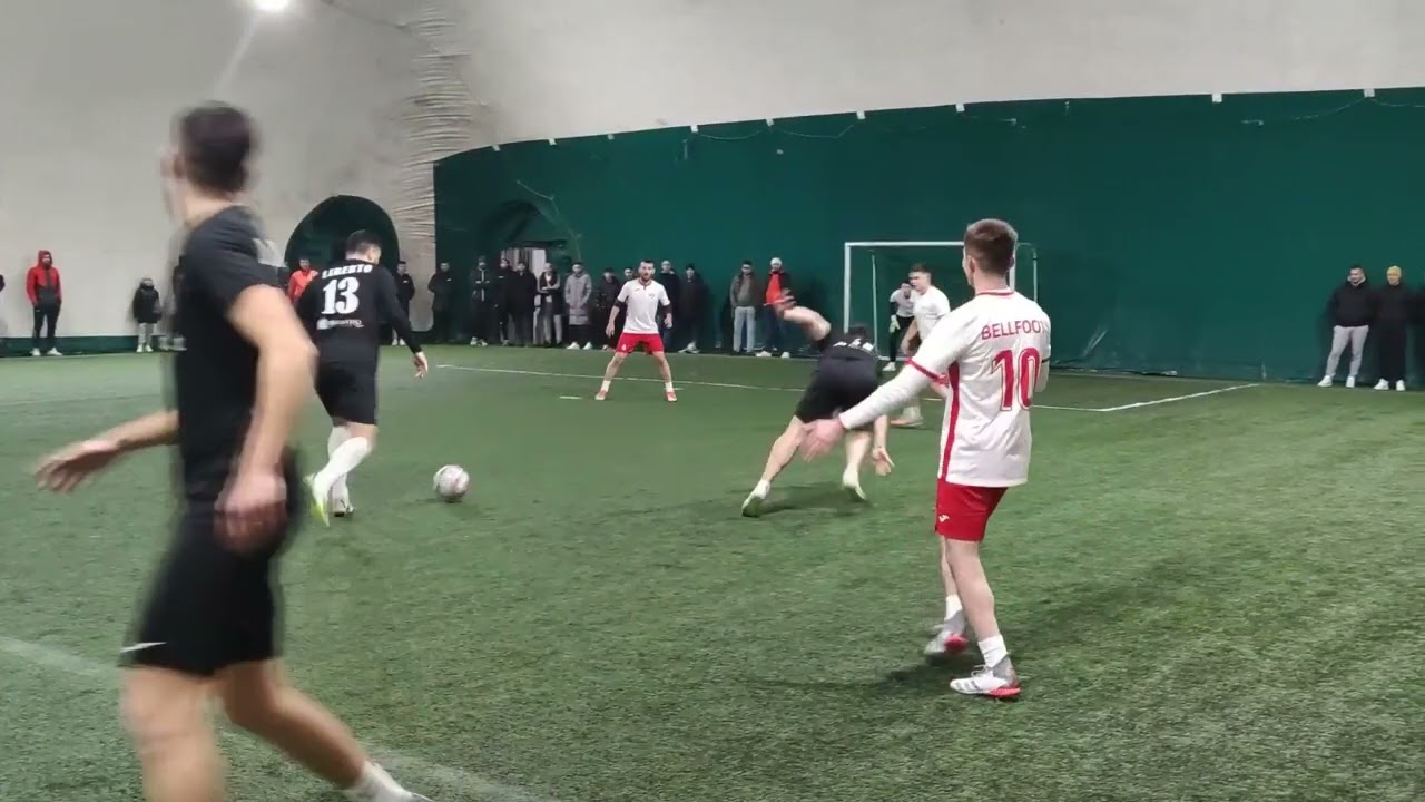 #384 #Minifotbal - Cupa Unirii: Bellfoot Iasi - Liberto Iasi 1-4! Golul lui Corneanu si cursa lui