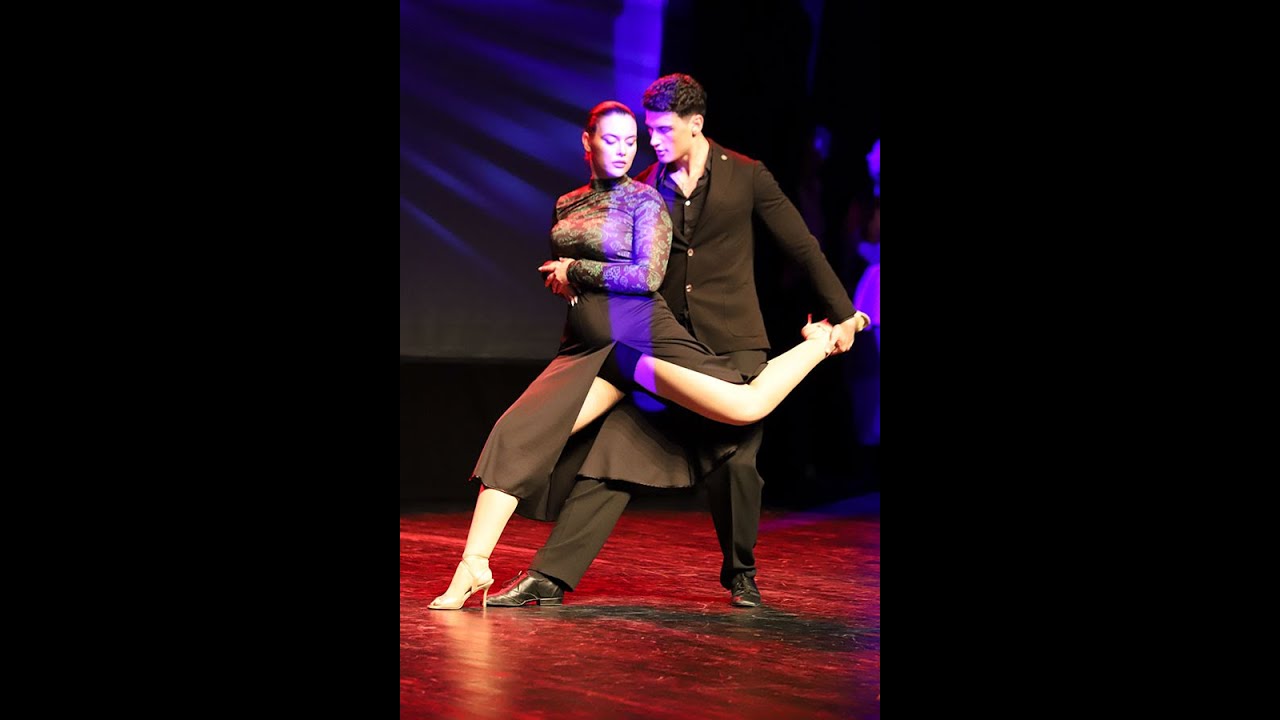 Viktor & Martina - Bring me to life