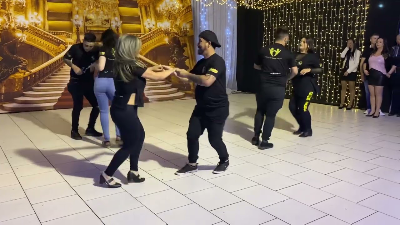 Gang swingada no aniversário de 8 anos do sensação outubro 2022