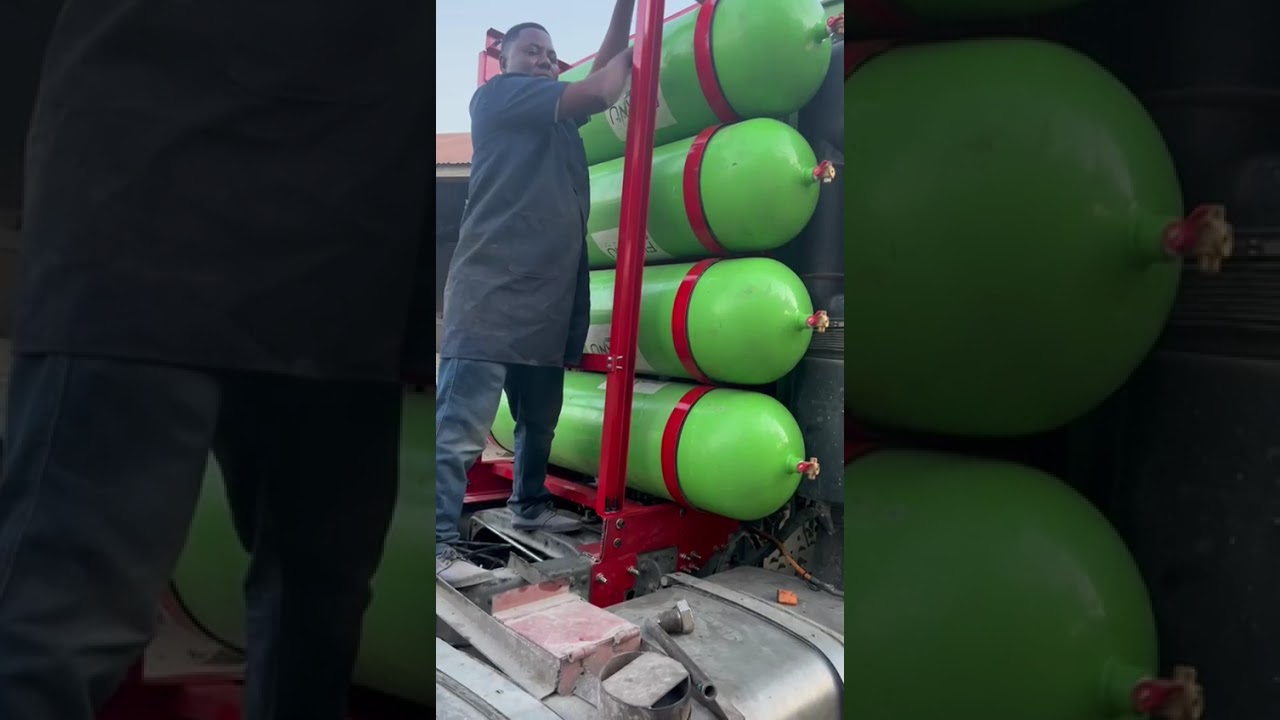 MOJA YA GARI YA MTEJA WETU KAMPUNI YA PMM IKIFUNGWA MFUMO WA GESI