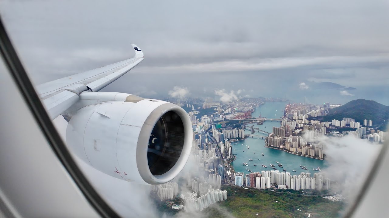 Wind shear onboard an Airbus A350  landing into Hong Kong