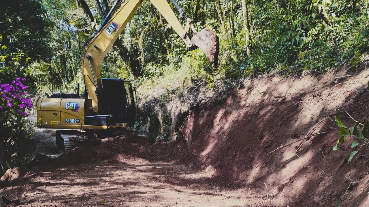 reforma da estrada p6 final #escavadeira #acabamentofino #agro